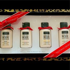Victoria's Secret lotion set